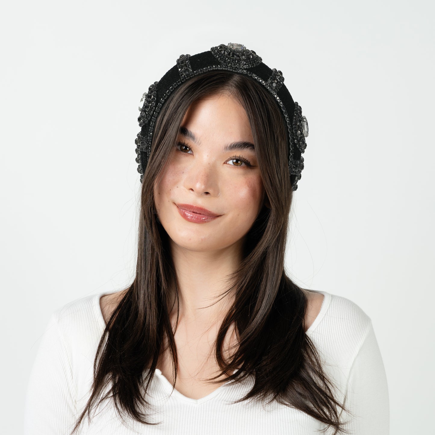 Elegant Onyx Headband detail close-up — Locks & Mane